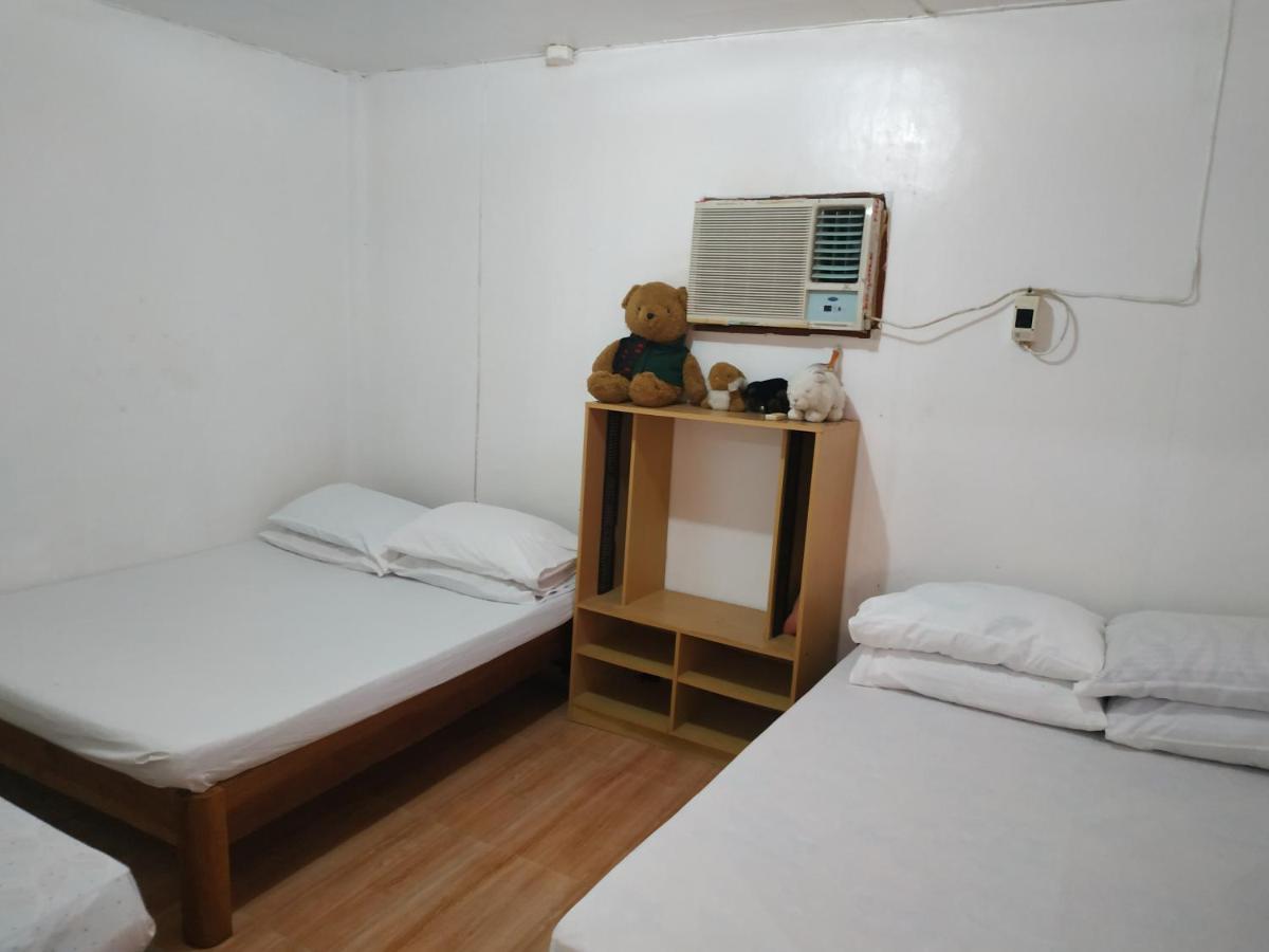 Emoks Guest House Moalboal Eksteriør billede